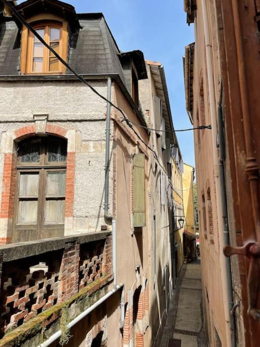 Maison De Ville: Historic Townhouse Holiday home